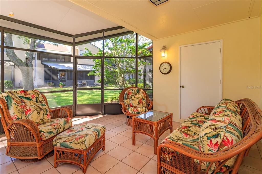 En Venta: $260,000 (2 camas, 2 baños, 1210 Pies cuadrados)