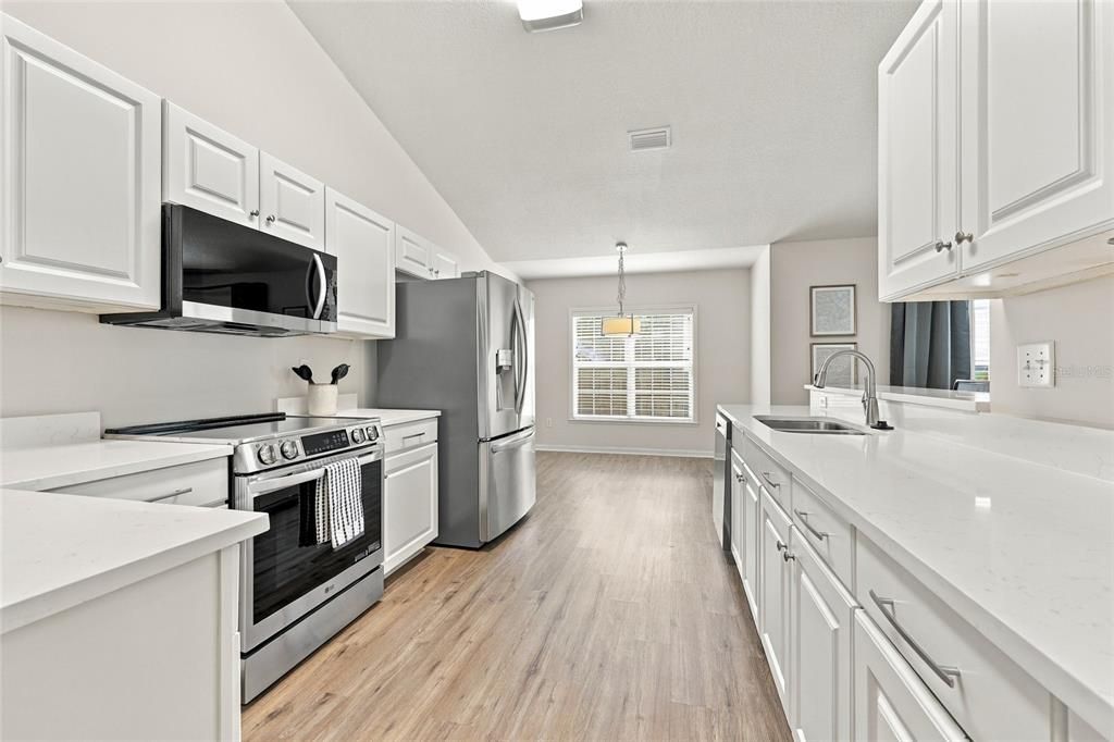 En Venta: $399,900 (4 camas, 2 baños, 1857 Pies cuadrados)