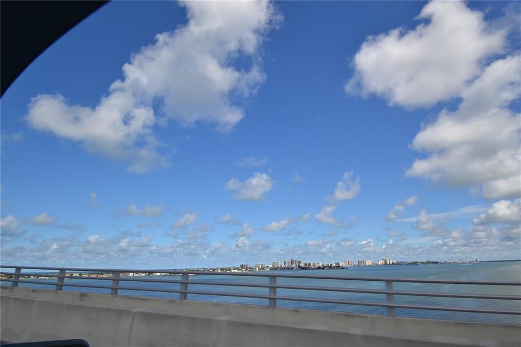For Rent: $1,800 (1 beds, 1 baths, 690 Square Feet)