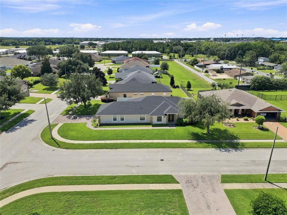 For Sale: $359,900 (3 beds, 2 baths, 1822 Square Feet)