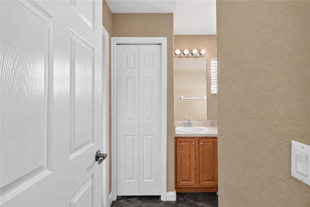 For Sale: $359,900 (3 beds, 2 baths, 1822 Square Feet)