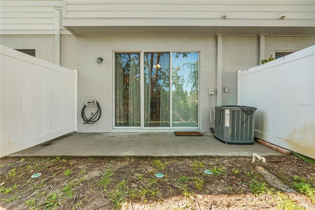 На продажу: $224,999 (2 спален, 2 ванн, 1496 Квадратных фут)