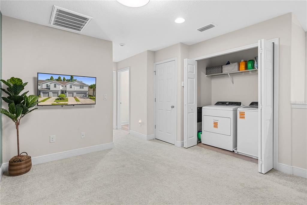 На продажу: $224,999 (2 спален, 2 ванн, 1496 Квадратных фут)