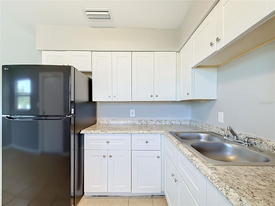 En Venta: $189,000 (4 camas, 2 baños, 1104 Pies cuadrados)