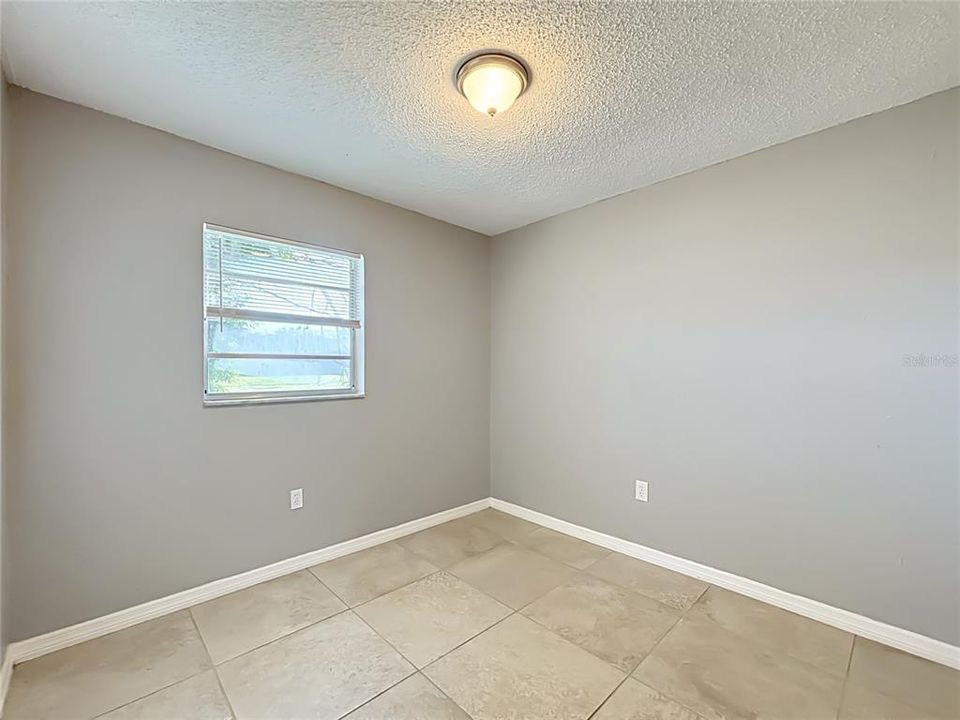 En Venta: $189,000 (4 camas, 2 baños, 1104 Pies cuadrados)