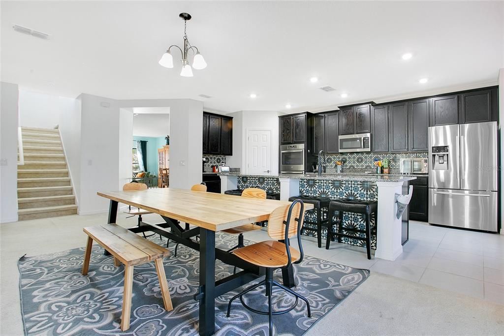 For Sale: $425,000 (4 beds, 2 baths, 2838 Square Feet)