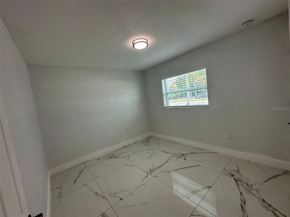 En Renta: $1,450 (3 camas, 1 baños, 800 Pies cuadrados)
