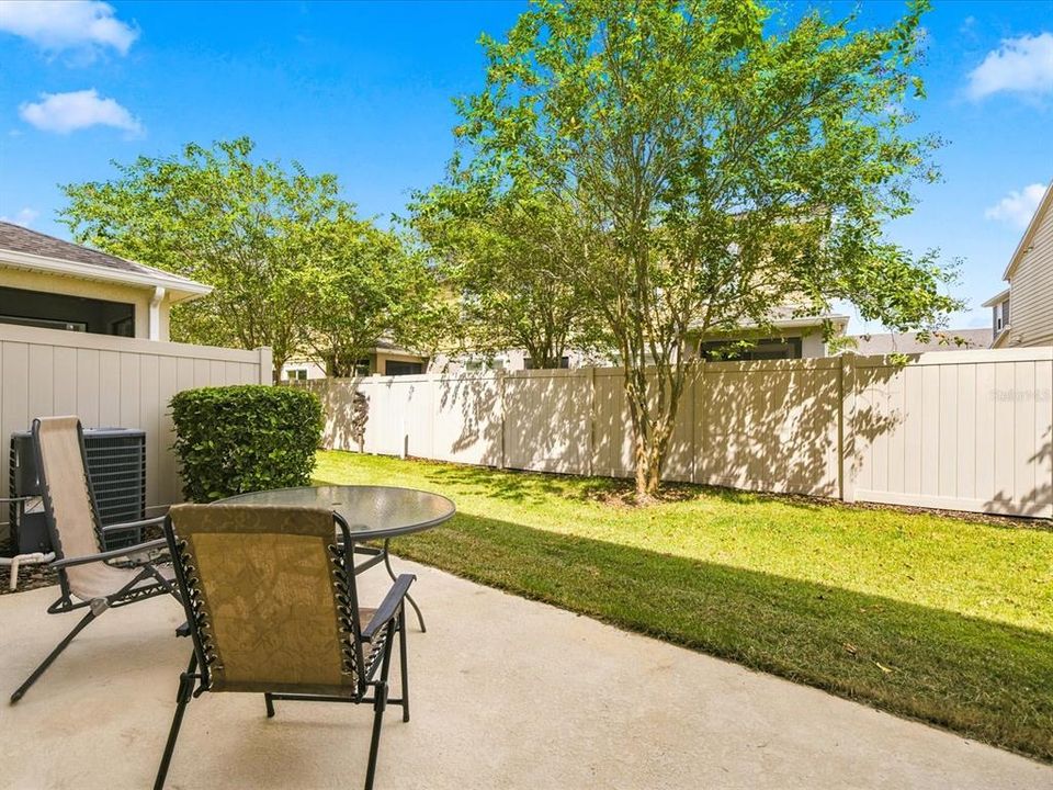 For Sale: $350,000 (3 beds, 2 baths, 2003 Square Feet)
