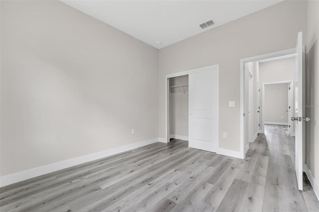 For Sale: $425,000 (4 beds, 2 baths, 1820 Square Feet)
