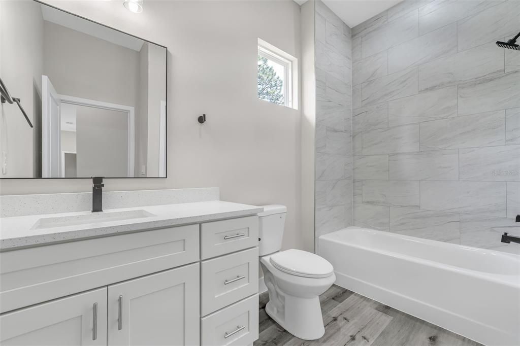 For Sale: $425,000 (4 beds, 2 baths, 1820 Square Feet)