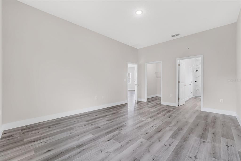 For Sale: $425,000 (4 beds, 2 baths, 1820 Square Feet)