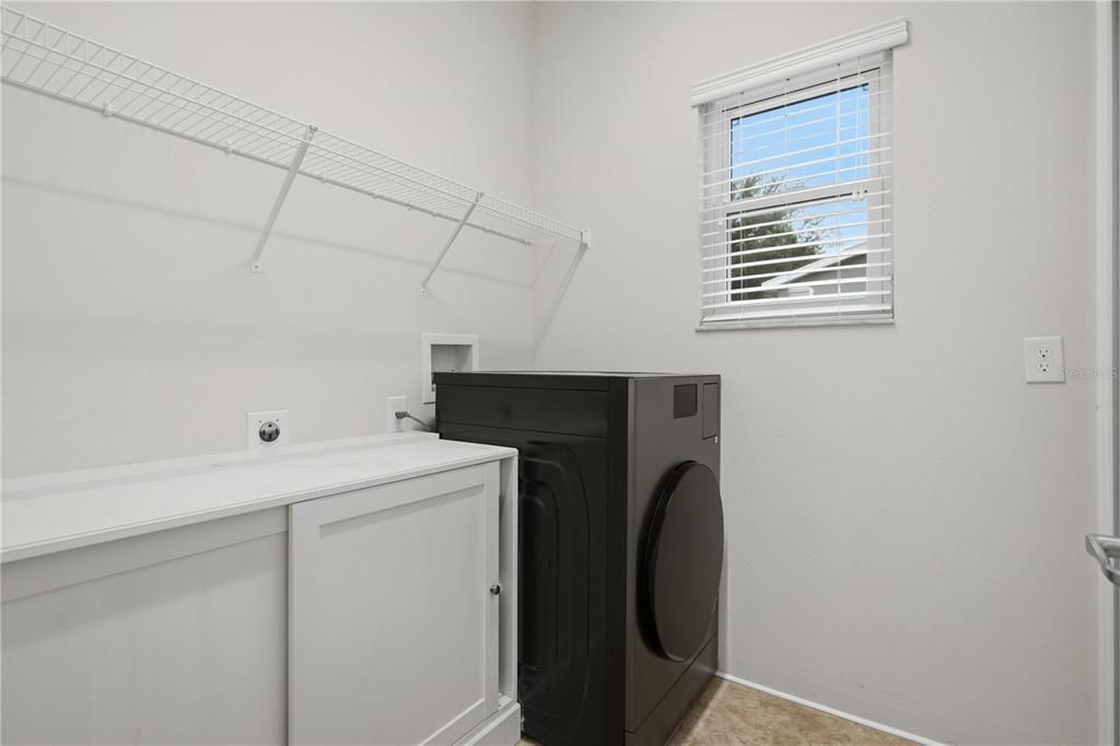 For Rent: $3,800 (5 beds, 3 baths, 2369 Square Feet)
