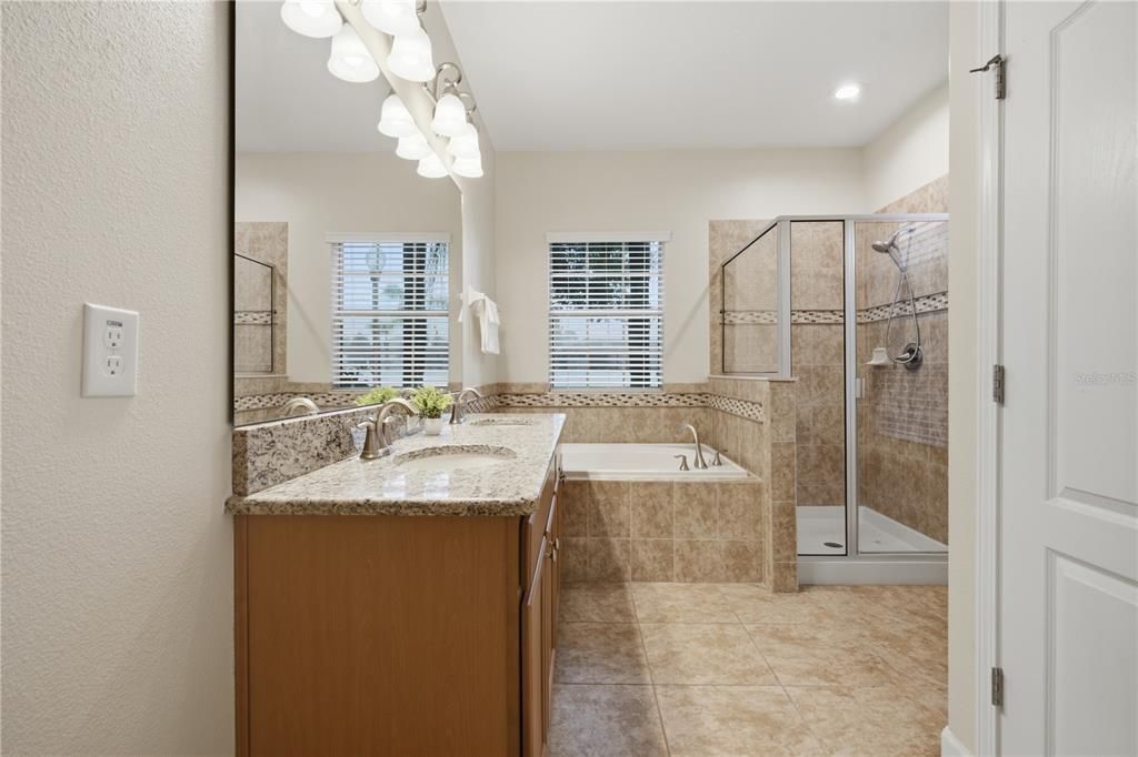 For Rent: $3,800 (5 beds, 3 baths, 2369 Square Feet)