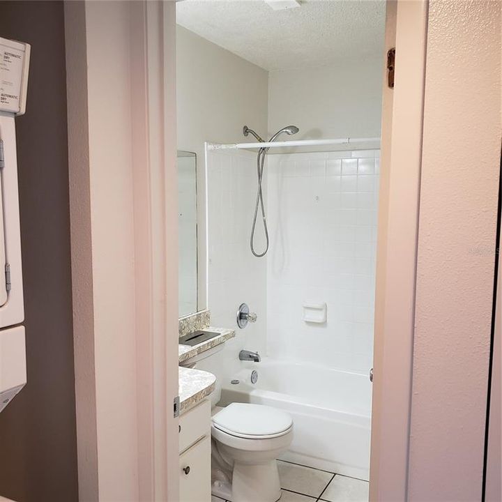 В аренду: $1,295 (2 спален, 2 ванн, 864 Квадратных фут)