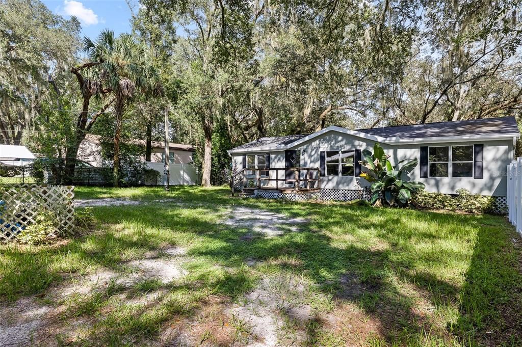 For Sale: $269,900 (3 beds, 2 baths, 1152 Square Feet)