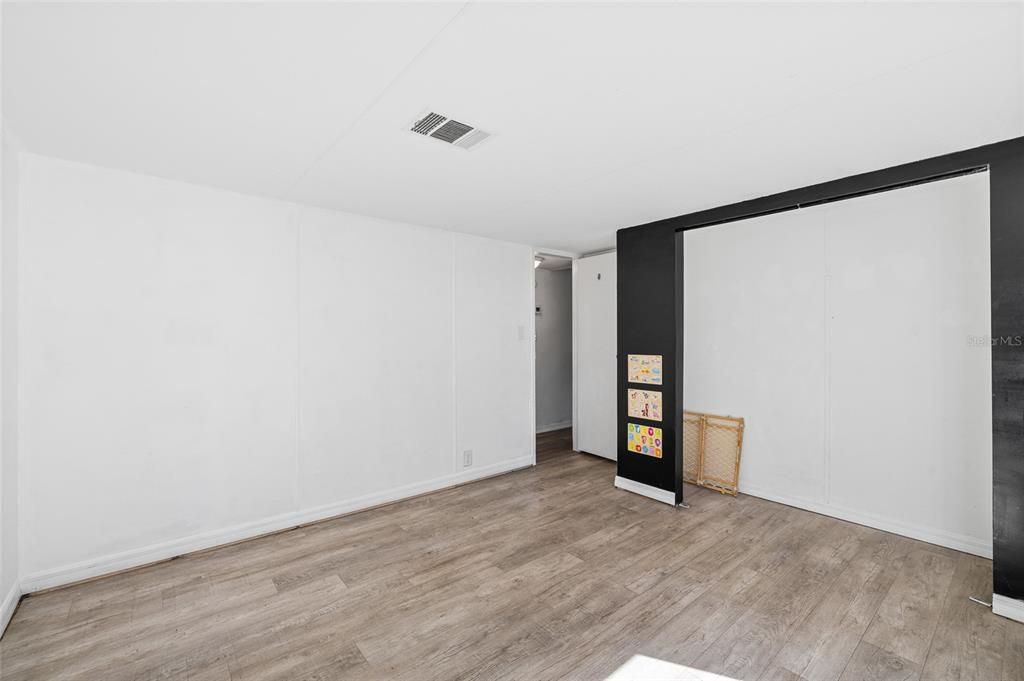 For Sale: $269,900 (3 beds, 2 baths, 1152 Square Feet)
