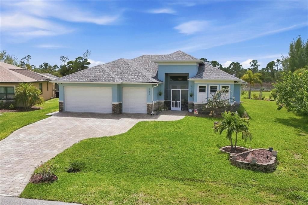 En Venta: $879,000 (3 camas, 2 baños, 1668 Pies cuadrados)