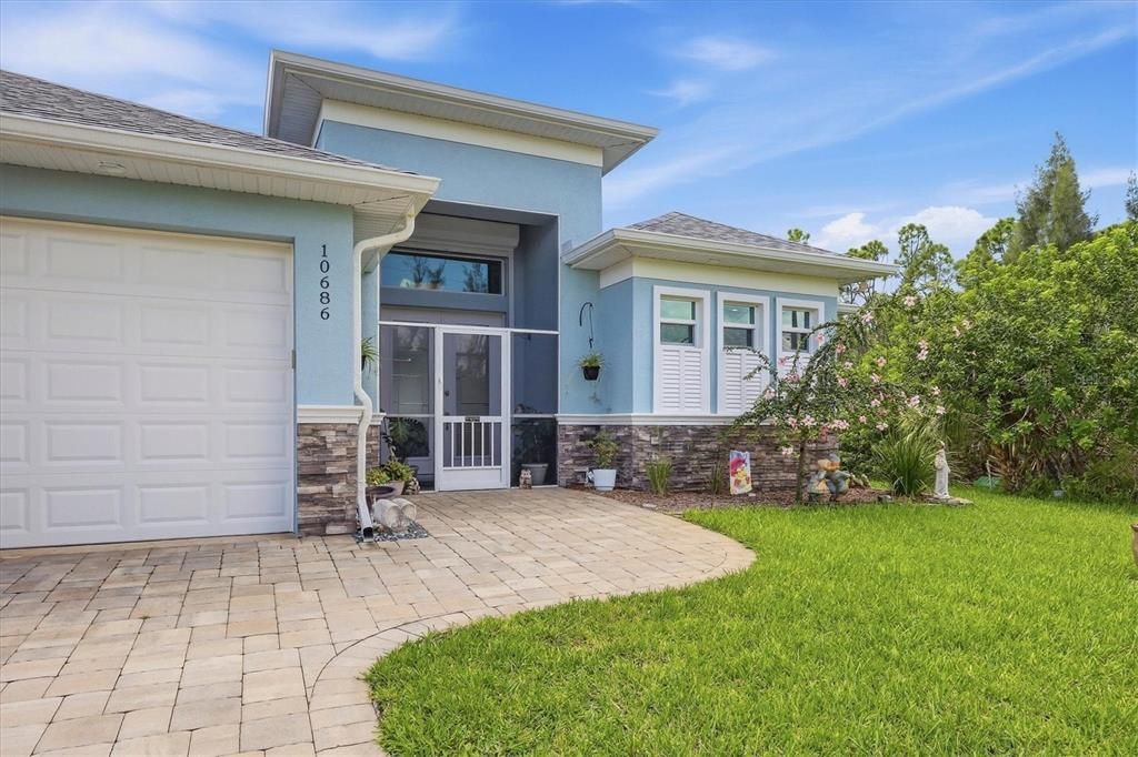 En Venta: $879,000 (3 camas, 2 baños, 1668 Pies cuadrados)