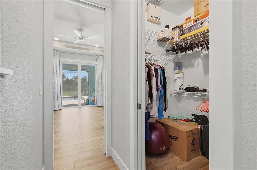 En Venta: $879,000 (3 camas, 2 baños, 1668 Pies cuadrados)