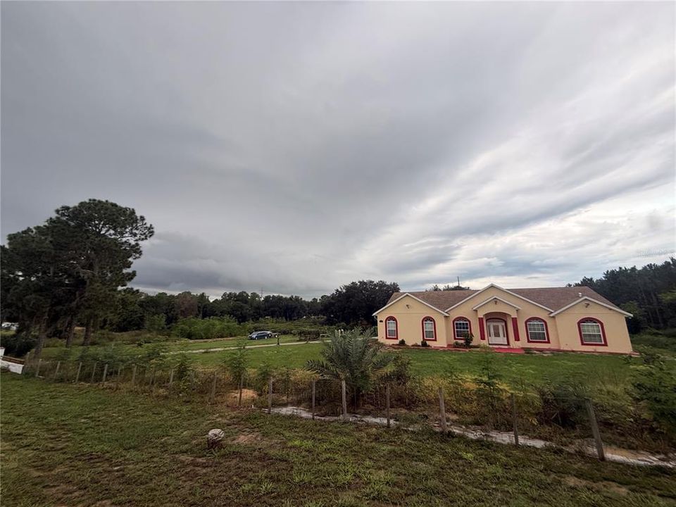 : $725,000 (4 camas, 2 baños, 2198 Pies cuadrados)