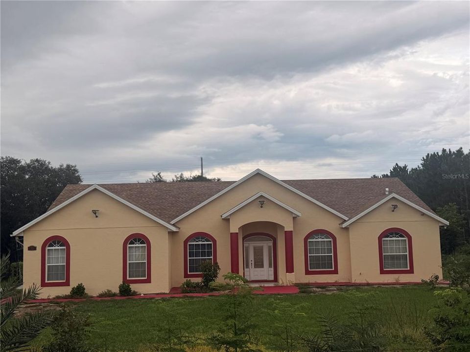: $725,000 (4 camas, 2 baños, 2198 Pies cuadrados)