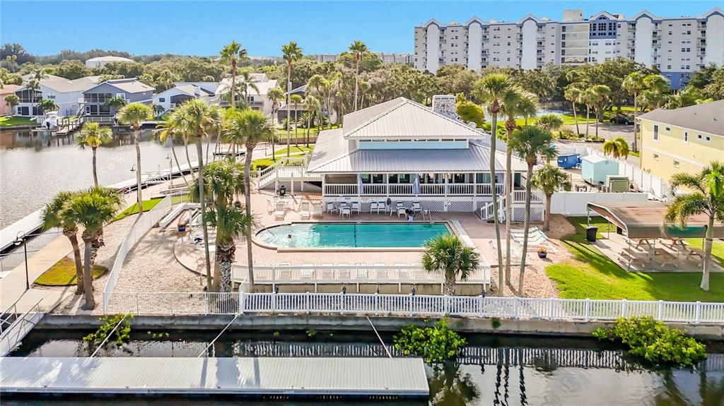 На продажу: $369,900 (0.16 acres)