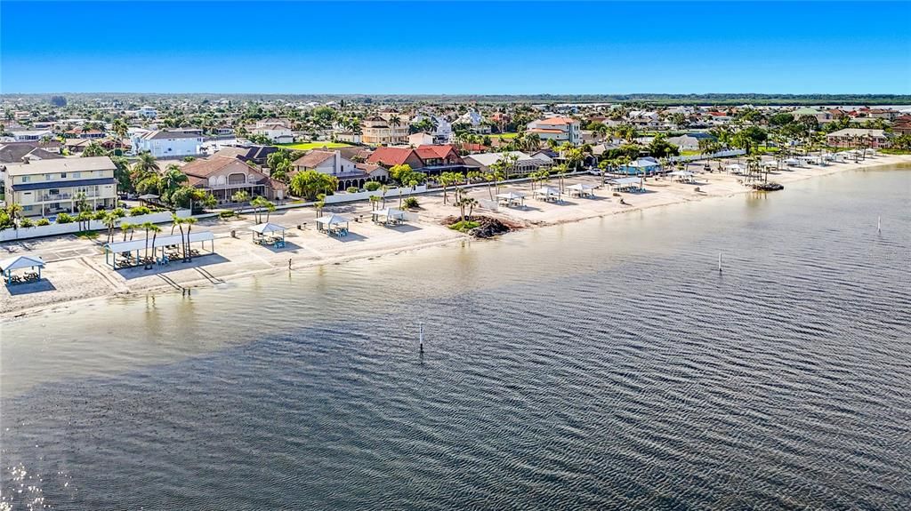 На продажу: $369,900 (0.16 acres)