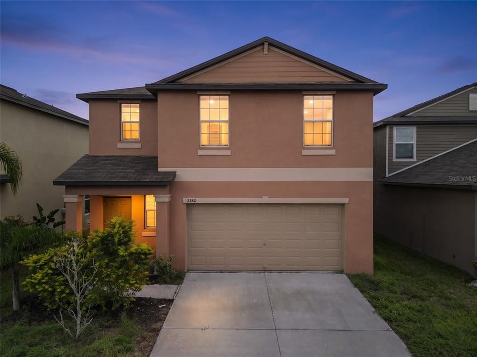 For Sale: $335,000 (4 beds, 2 baths, 1925 Square Feet)