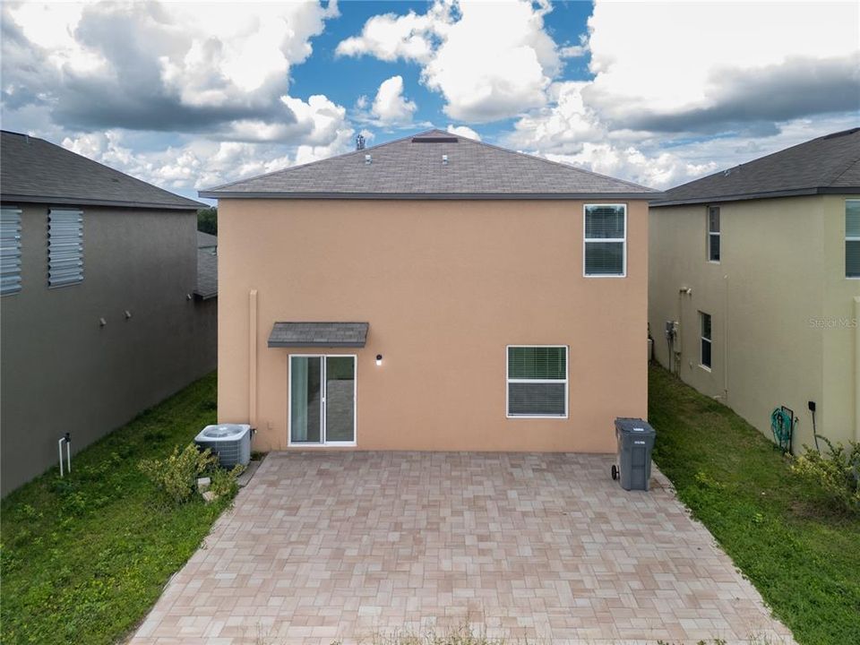 For Sale: $335,000 (4 beds, 2 baths, 1925 Square Feet)