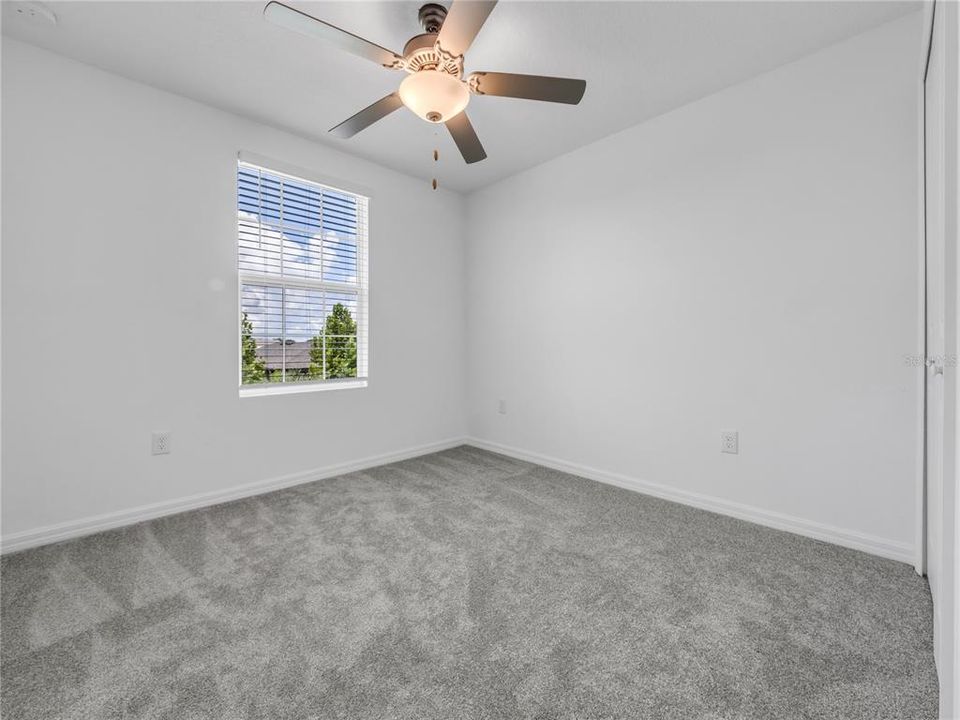 For Sale: $335,000 (4 beds, 2 baths, 1925 Square Feet)