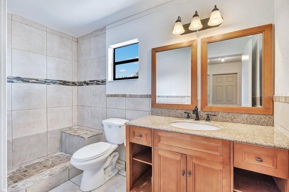 En Venta: $498,000 (3 camas, 2 baños, 1623 Pies cuadrados)
