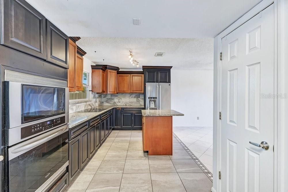 En Venta: $498,000 (3 camas, 2 baños, 1623 Pies cuadrados)