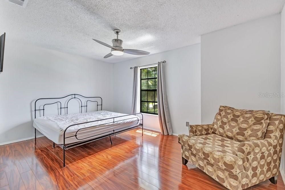 En Venta: $498,000 (3 camas, 2 baños, 1623 Pies cuadrados)