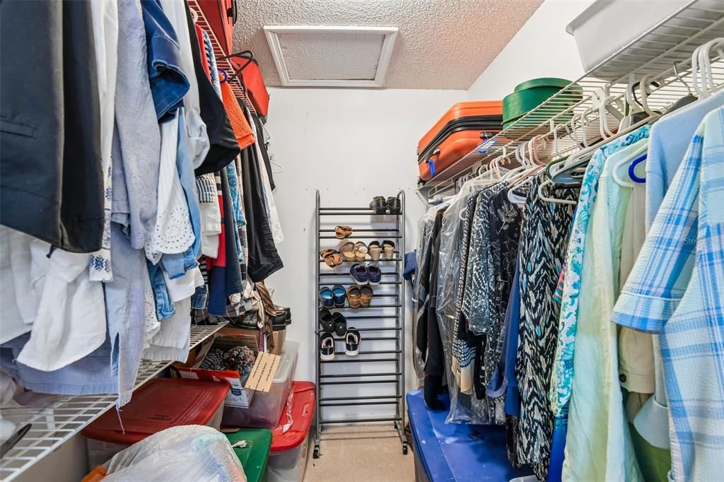 For Sale: $268,000 (2 beds, 2 baths, 1363 Square Feet)
