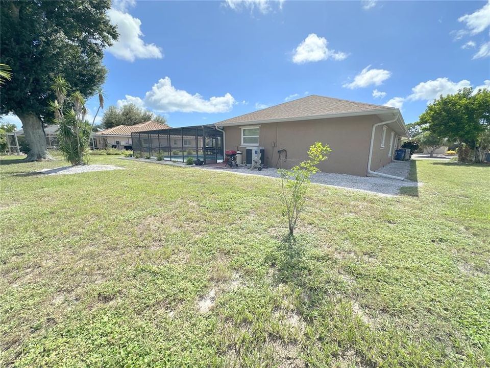 For Sale: $499,750 (3 beds, 2 baths, 2152 Square Feet)