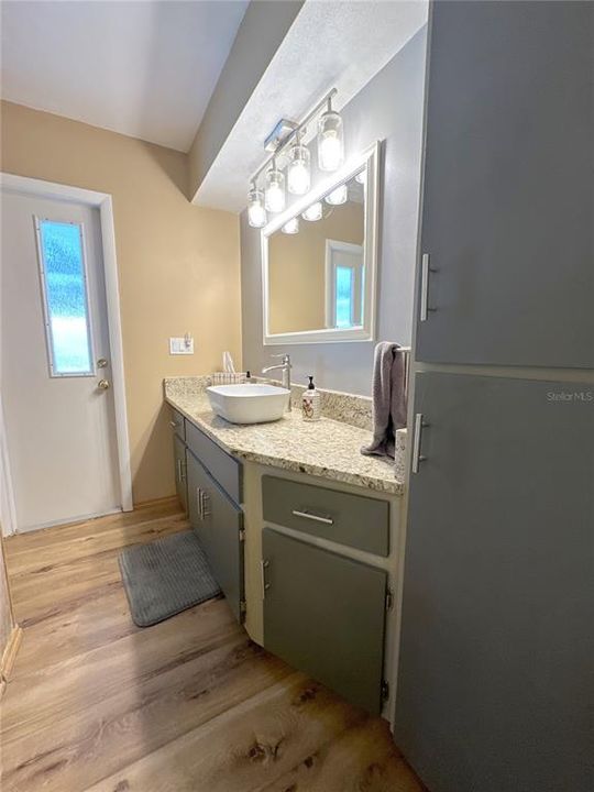 For Sale: $499,750 (3 beds, 2 baths, 2152 Square Feet)