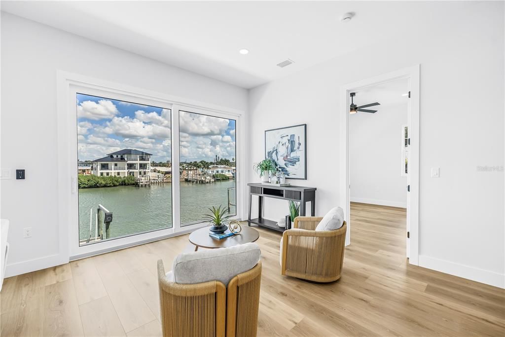 En Venta: $2,999,000 (3 camas, 2 baños, 2878 Pies cuadrados)