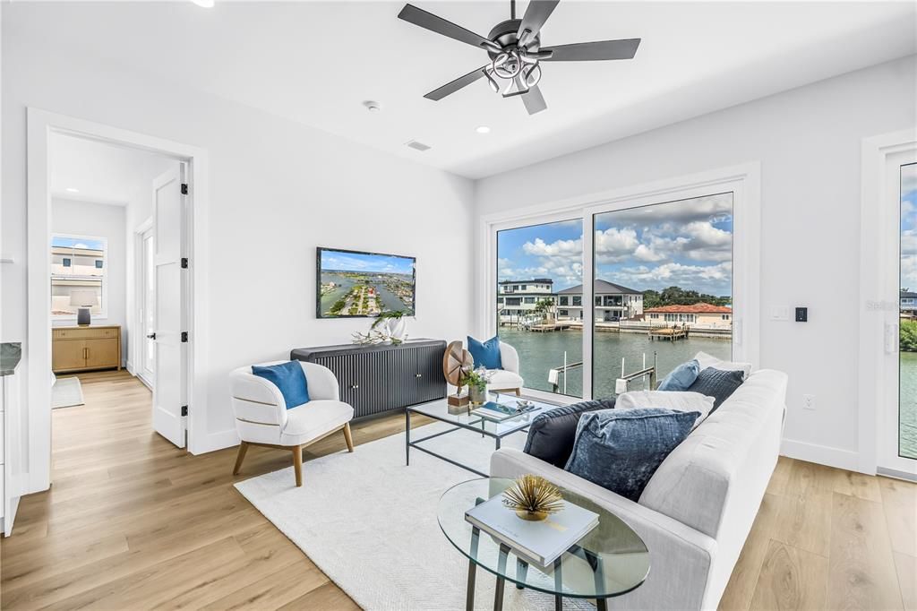 En Venta: $2,999,000 (3 camas, 2 baños, 2878 Pies cuadrados)