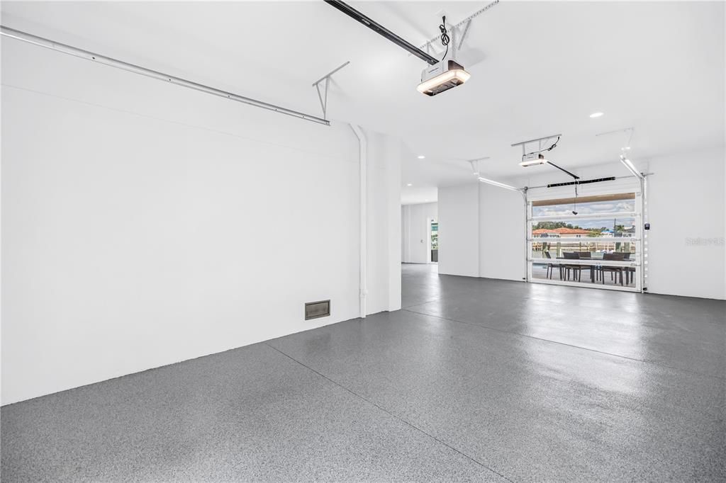 En Venta: $2,999,000 (3 camas, 2 baños, 2878 Pies cuadrados)