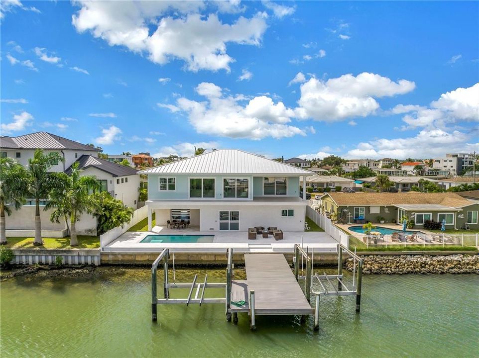 En Venta: $2,999,000 (3 camas, 2 baños, 2878 Pies cuadrados)
