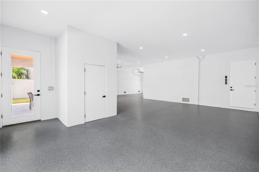 En Venta: $2,999,000 (3 camas, 2 baños, 2878 Pies cuadrados)