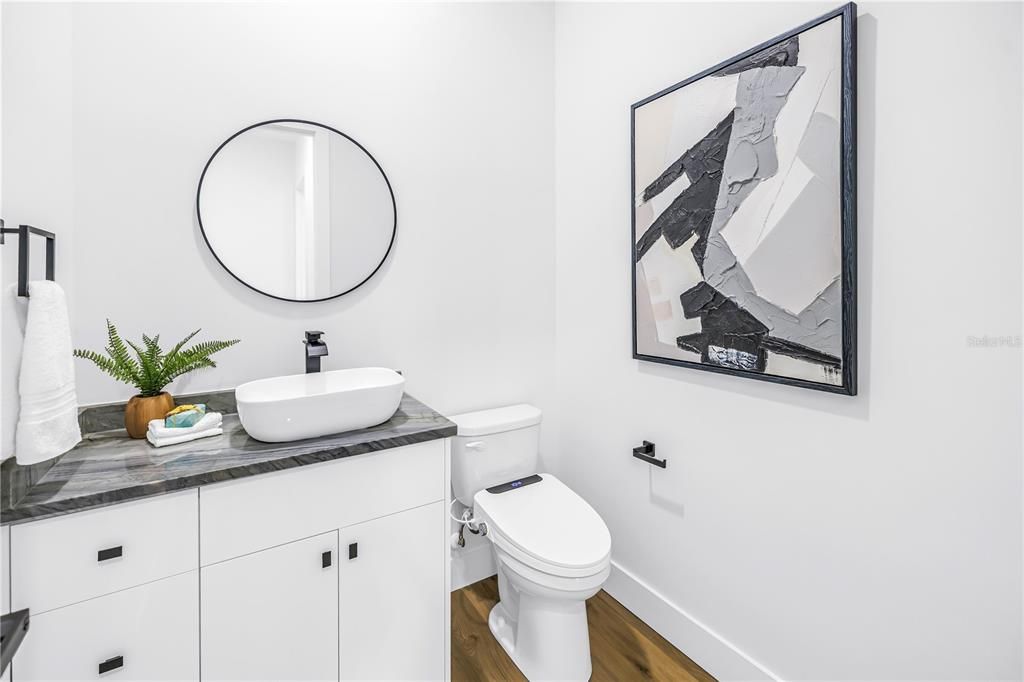 En Venta: $2,999,000 (3 camas, 2 baños, 2878 Pies cuadrados)