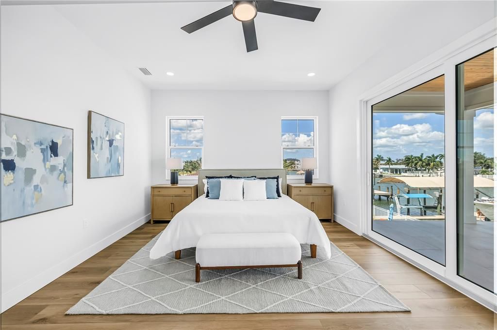 En Venta: $2,999,000 (3 camas, 2 baños, 2878 Pies cuadrados)