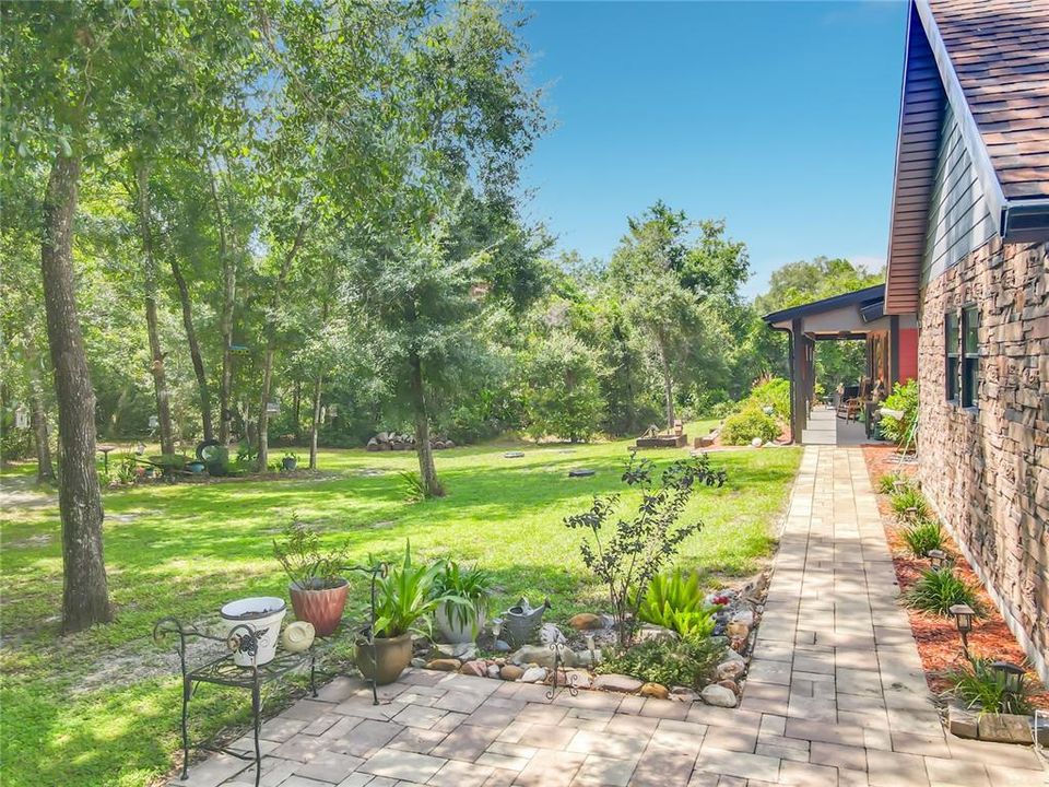 En Venta: $699,000 (3 camas, 2 baños, 1853 Pies cuadrados)