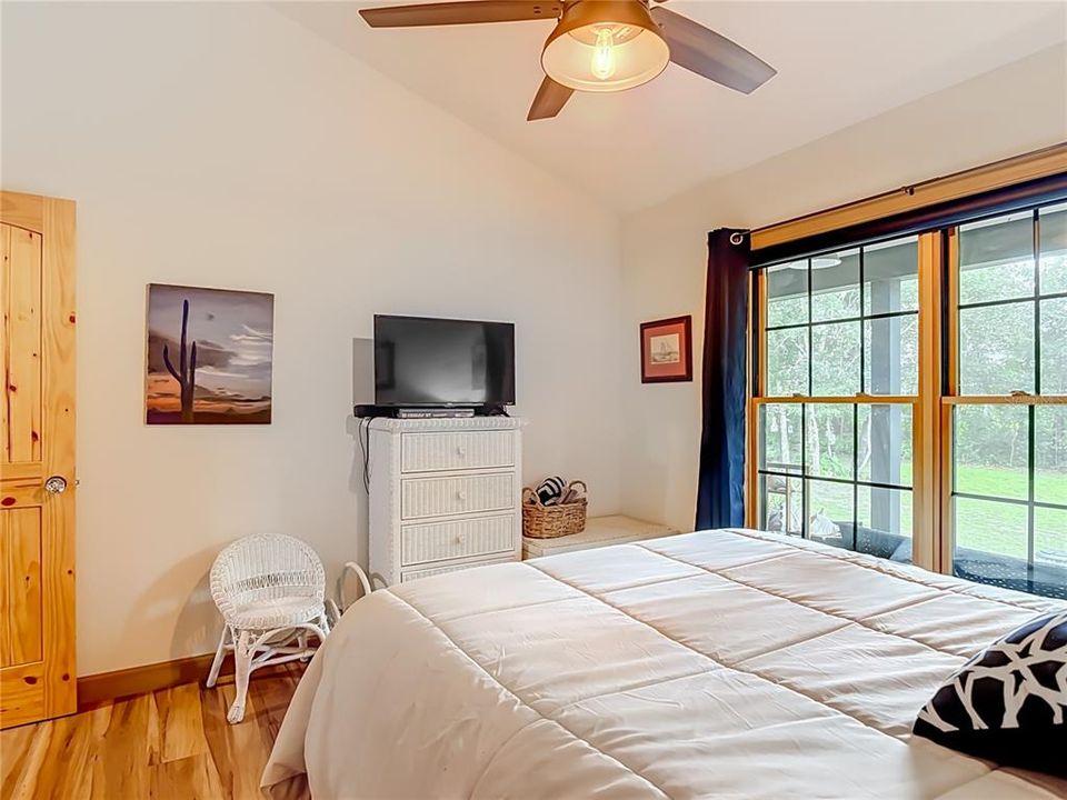 En Venta: $699,000 (3 camas, 2 baños, 1853 Pies cuadrados)