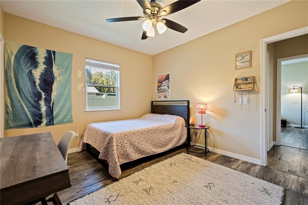 For Sale: $449,000 (2 beds, 2 baths, 1208 Square Feet)