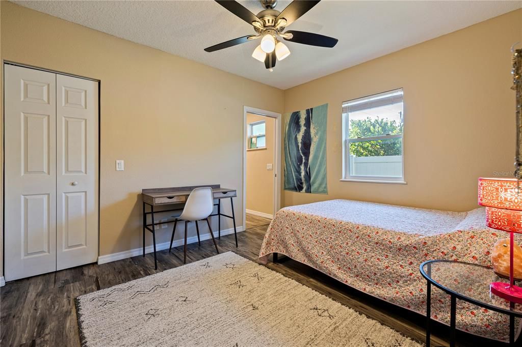 For Sale: $449,000 (2 beds, 2 baths, 1208 Square Feet)