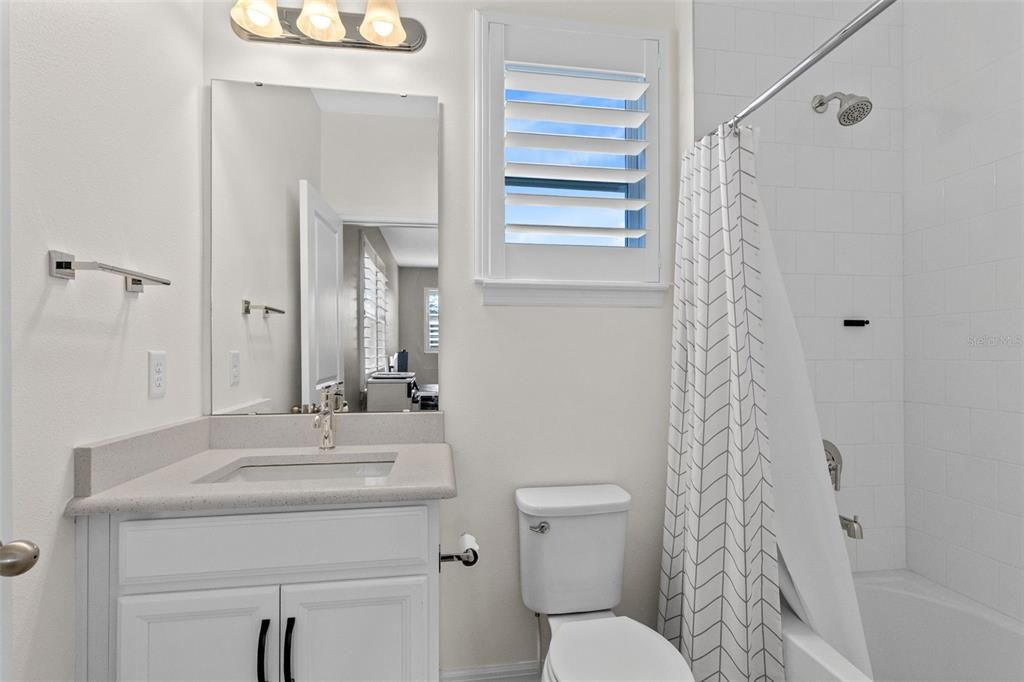 For Sale: $480,000 (4 beds, 4 baths, 2683 Square Feet)