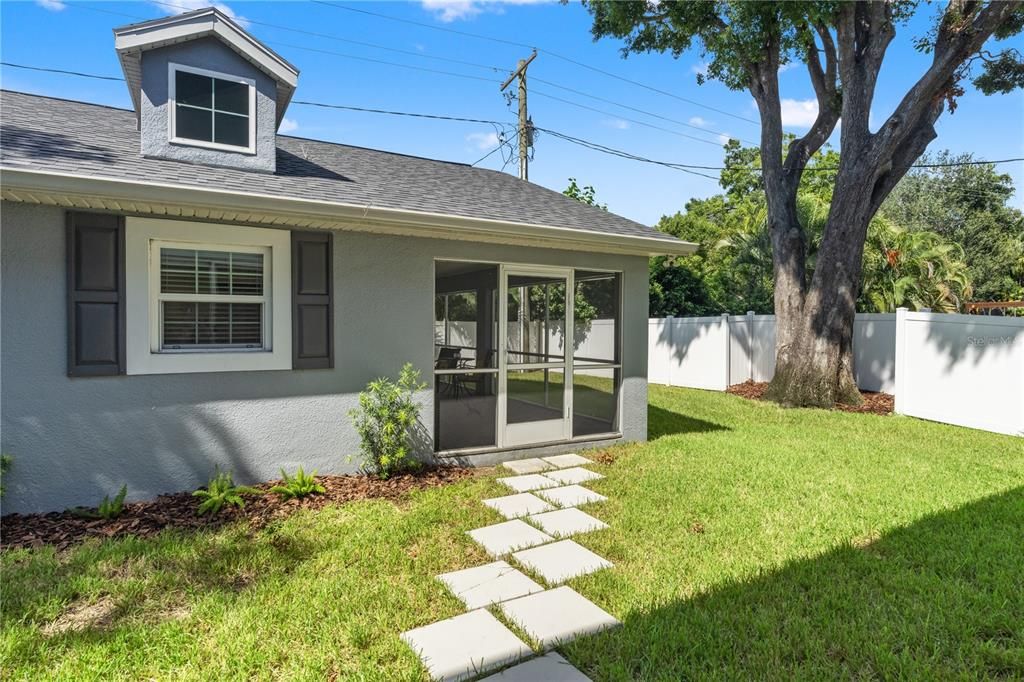 En Venta: $2,390,000 (5 camas, 4 baños, 5518 Pies cuadrados)