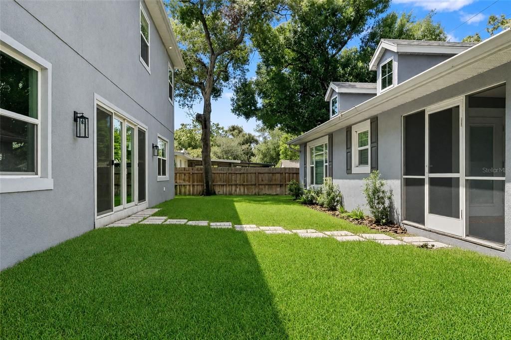En Venta: $2,390,000 (5 camas, 4 baños, 5518 Pies cuadrados)